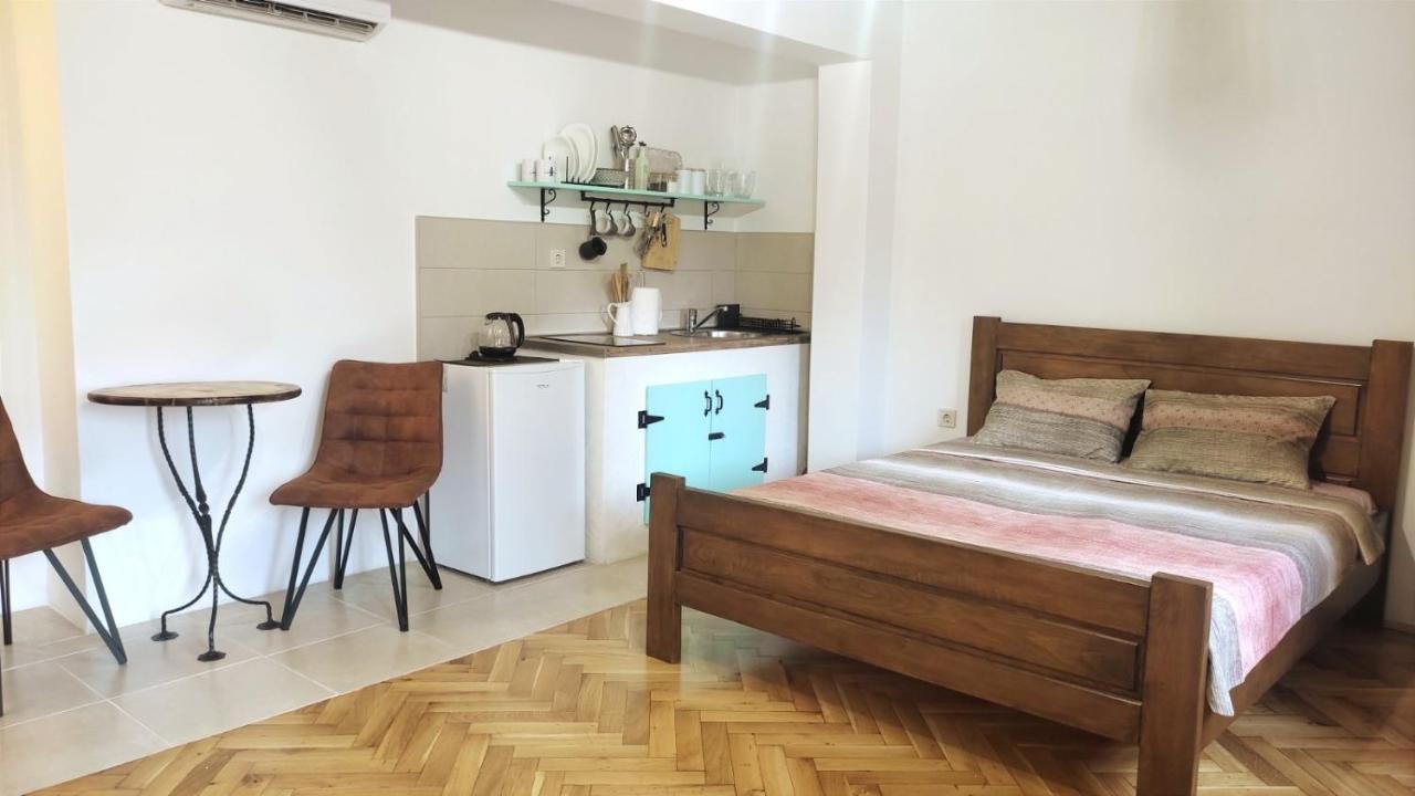 Regina Di Dobrota Apartment Kotor Ngoại thất bức ảnh